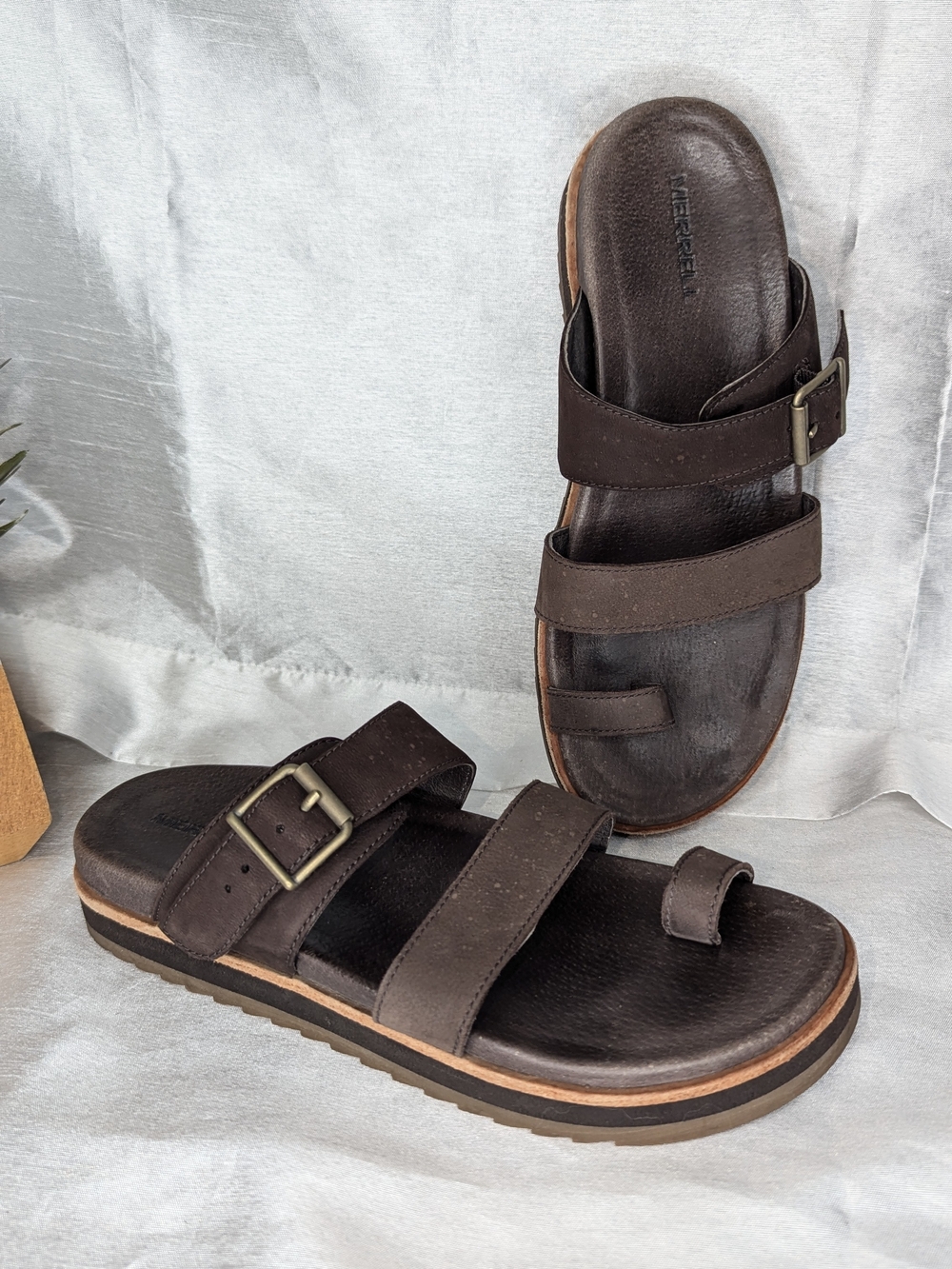 Merrell Woman's Brown Leather Slide Sandals Buckle Adjustable Strap US 6 EU 37